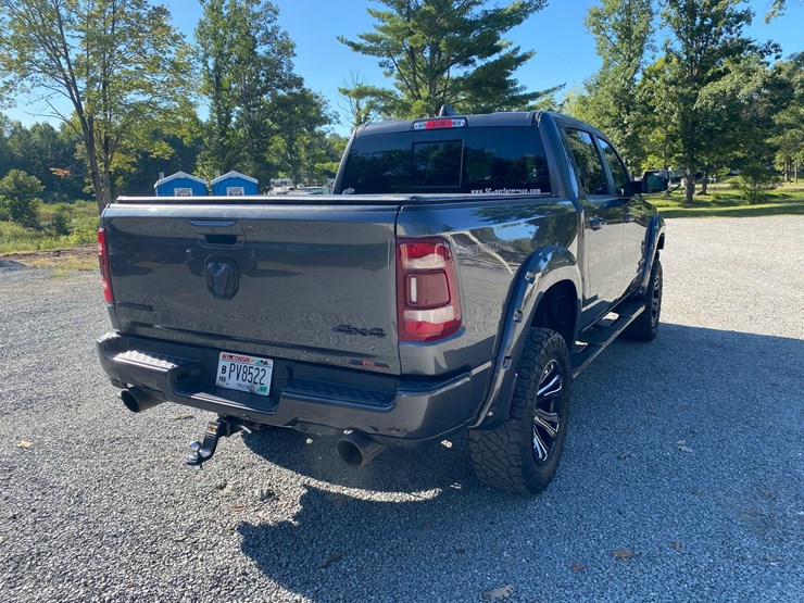 #7082-•-2021-dodge-ram-black-widow-bighorn-sport-(has-wi-title-in-delay)-(holcombe,-wi)-image-8