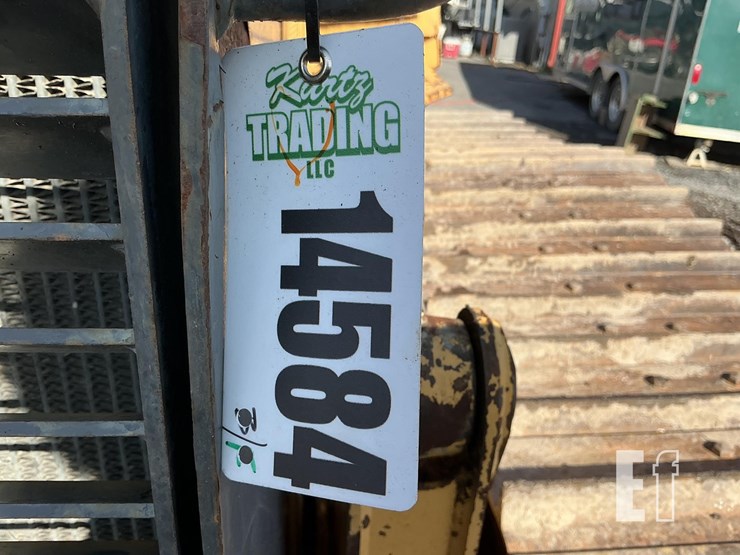 2005-deere-700h-lgp-image-20
