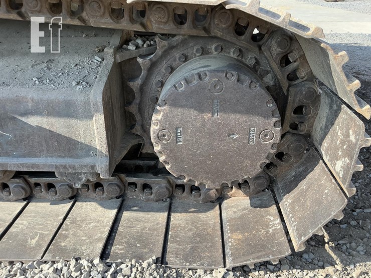 2015-case-cx210d-image-9