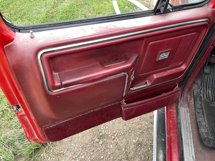 1985-ford-f350-xl-image-39