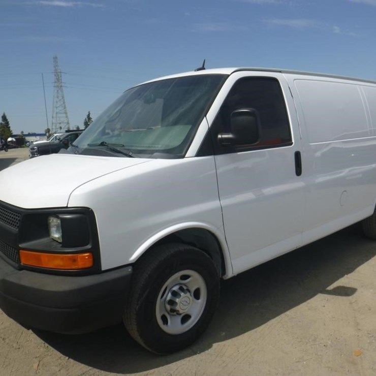 2015 CHEVROLET EXPRESS 2500