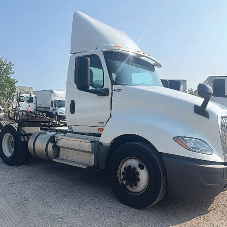 2019 INTERNATIONAL LT