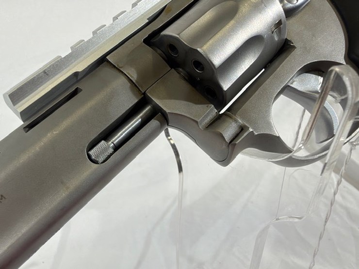#20-•-taurus-tracker-revolver-image-16
