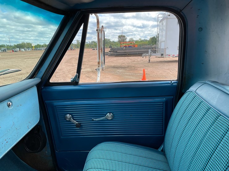 1967-chevrolet-c10-image-60