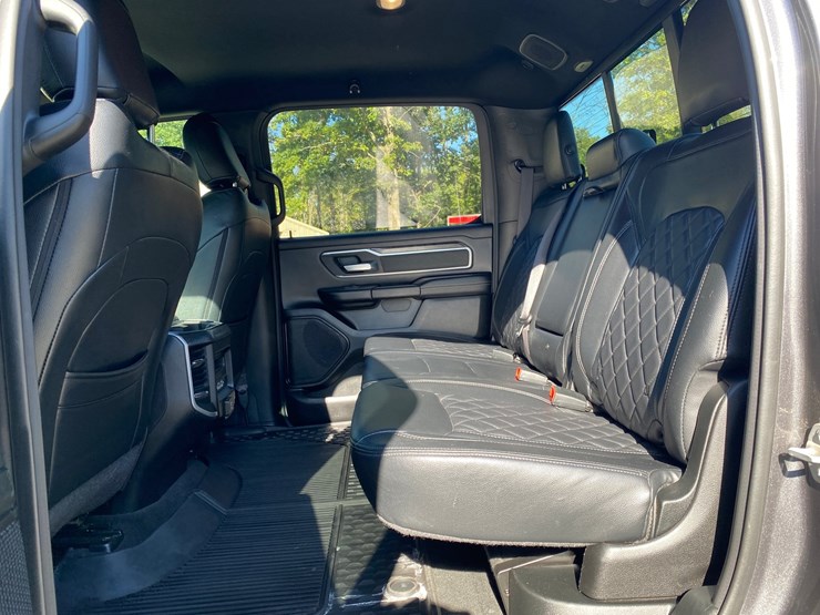#7082-•-2021-dodge-ram-black-widow-bighorn-sport-(has-wi-title-in-delay)-(holcombe,-wi)-image-40