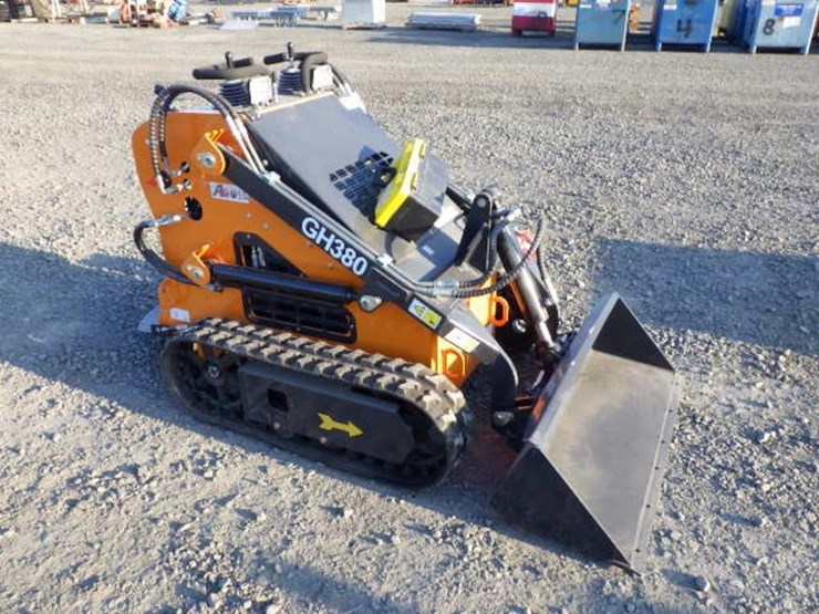2026-aboss-gh380-skid-steer-tracked-loader-image-4