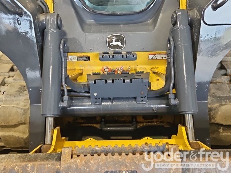 2019-deere-333g-image-15