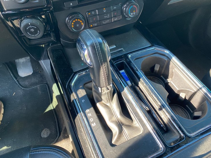 2018-ford-f150-image-40