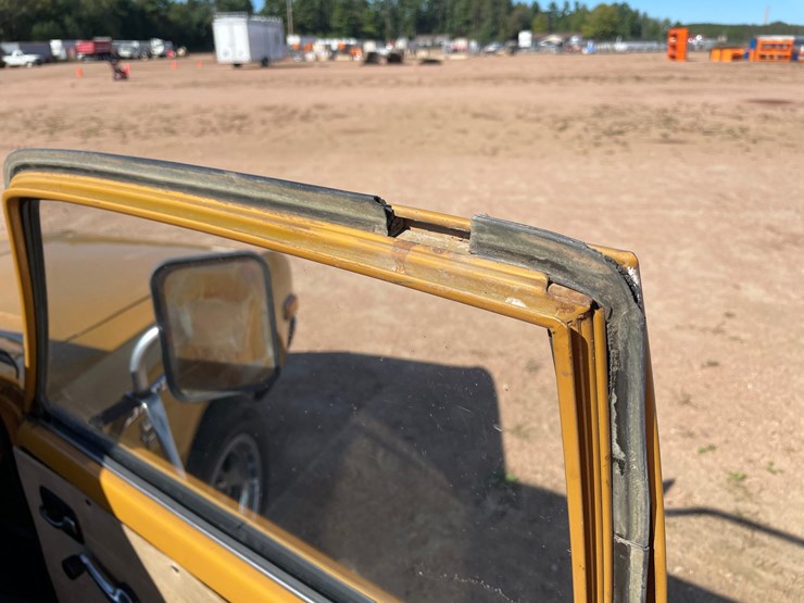 #11141-•-1976-datsun-pickup-(tn-title)-(mosinee,-wi)-image-52