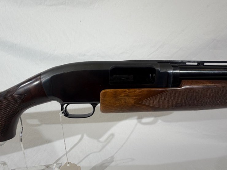 #12-•-winchester-model-12-shotgun-image-28