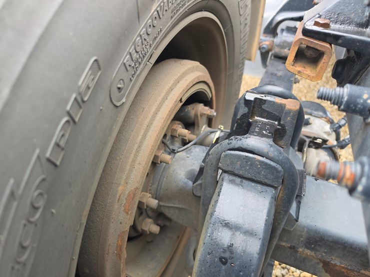 2018-peterbilt-389-image-109