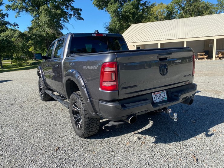 #7082-•-2021-dodge-ram-black-widow-bighorn-sport-(has-wi-title-in-delay)-(holcombe,-wi)-image-10