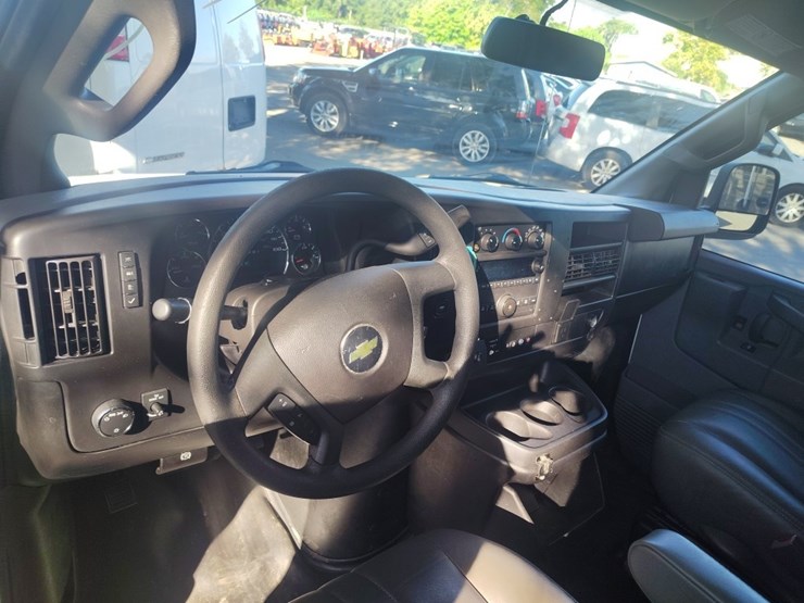 2019-chevrolet-2500-image-8