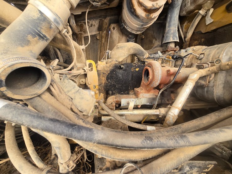 2015-caterpillar-914k-image-18