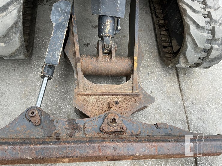 2020-kubota-kx057-4-image-14