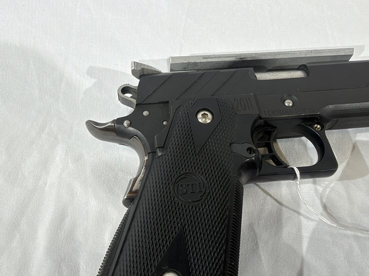 #5-•-sti-international-2011-pistol-image-39