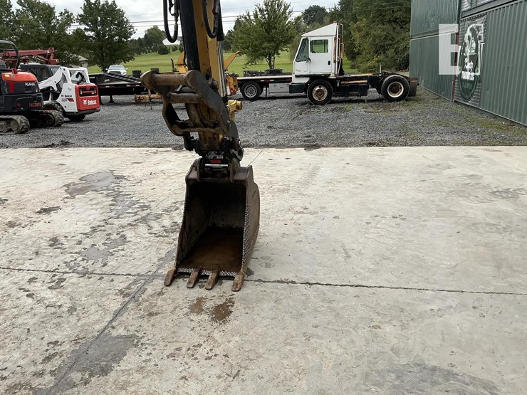 2016-caterpillar-308e2-cr-image-11