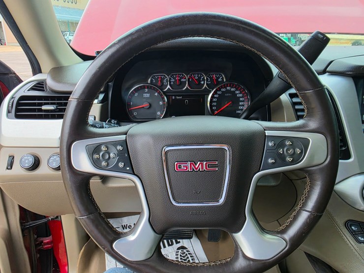 2015-gmc-yukon-image-49