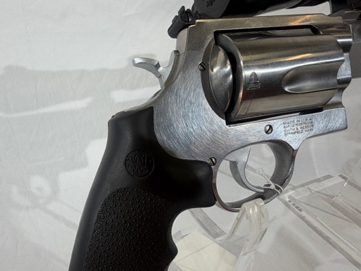 #15-•-smith-&-wesson-460-revolver-image-21