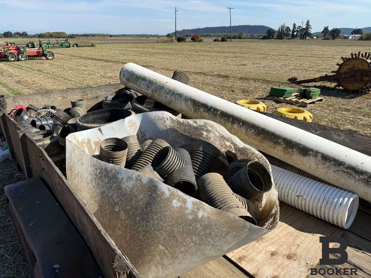 assorted-drain-tile-fittings-&-pipe-image-10
