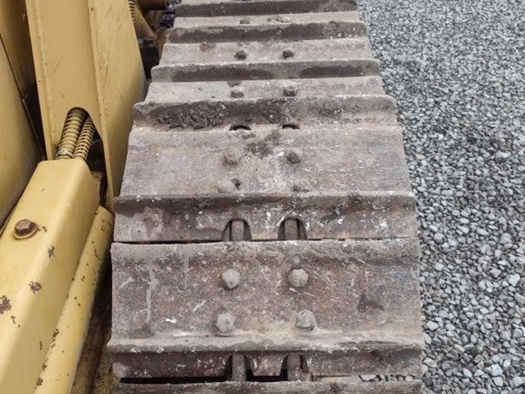 1995-caterpillar-d3c-xl-iii-image-18