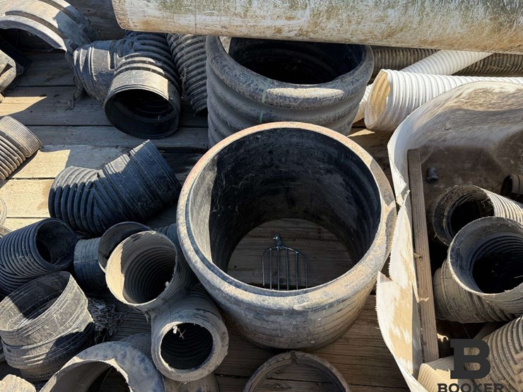 assorted-drain-tile-fittings-&-pipe-image-5