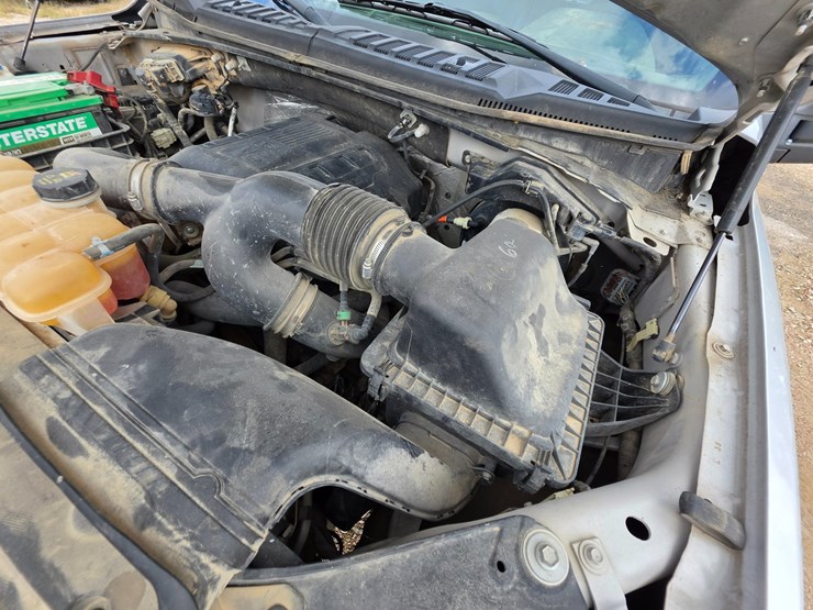 2016-ford-f150-image-29