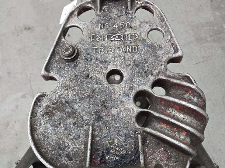 rigid-tri-stand-image-4