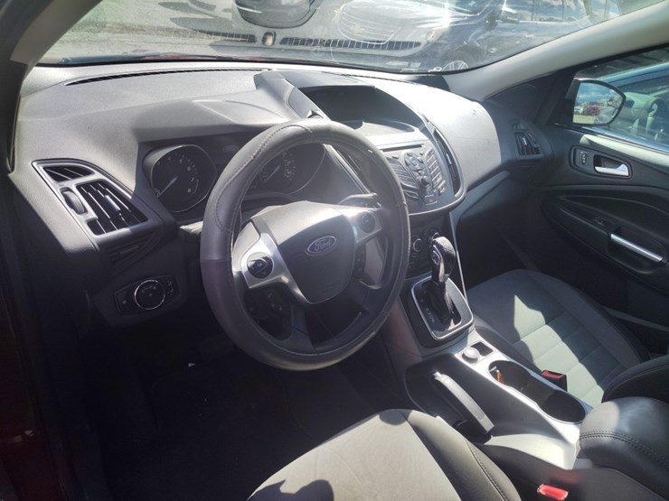 2014-ford-escape-image-8