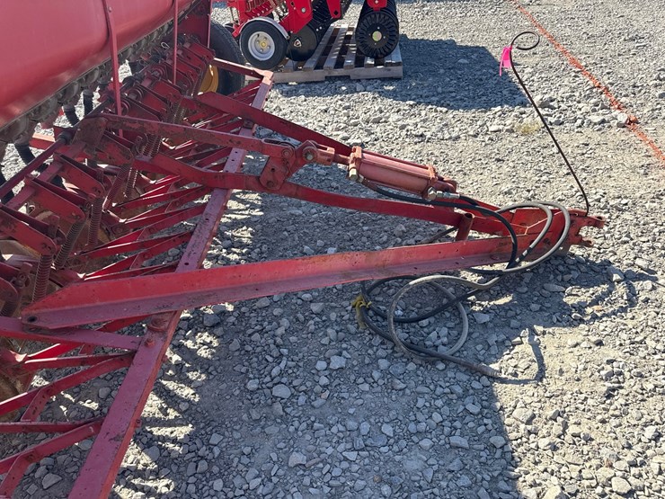 massey-ferguson-33-image-18