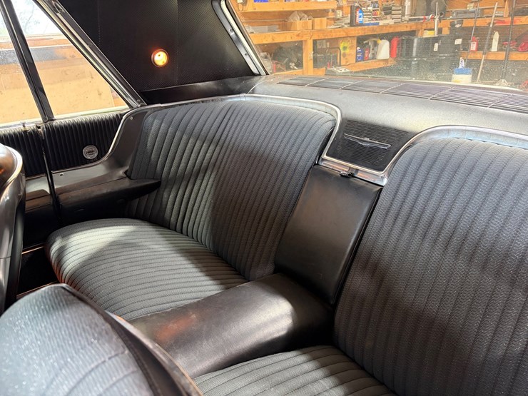 #4800-•-1965-ford-thunderbird-(wi-title)(hartford,-wi)-image-9