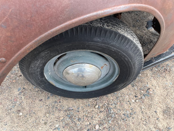 #9352-•-1937-chevrolet-pickup-truck-**non-runner**-(has-mn-title)-(princeton,-mn)-image-8