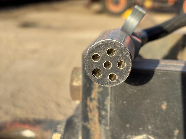 2011-ditch-witch-fx60-image-8