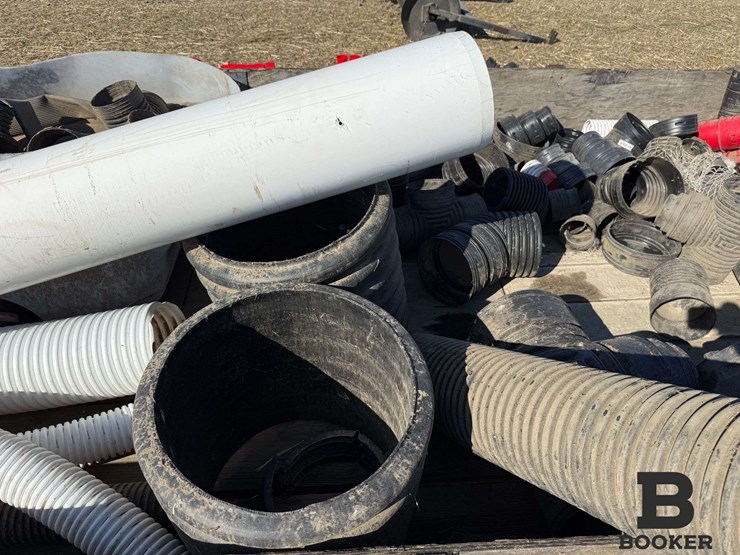 assorted-drain-tile-fittings-&-pipe-image-12