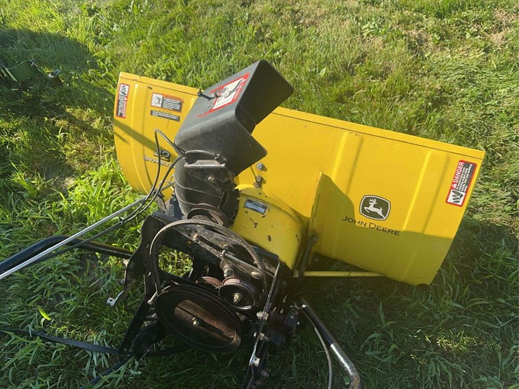 john-deere-42”-snowblower-image-10