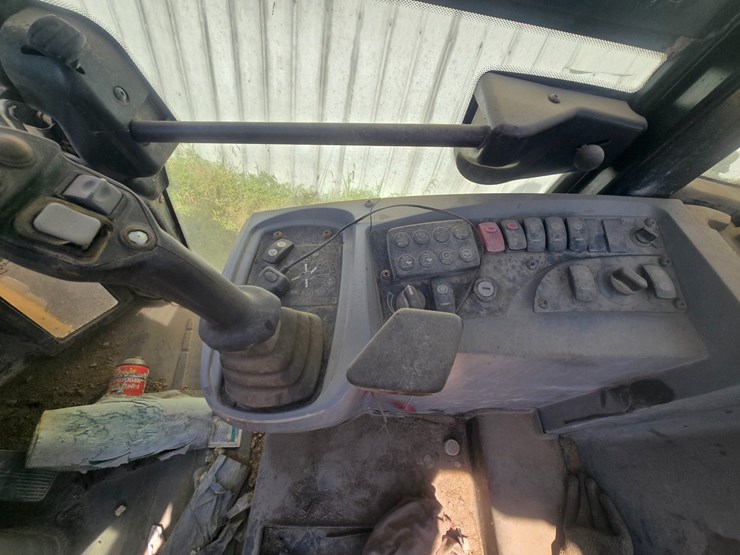 2015-caterpillar-914k-image-27