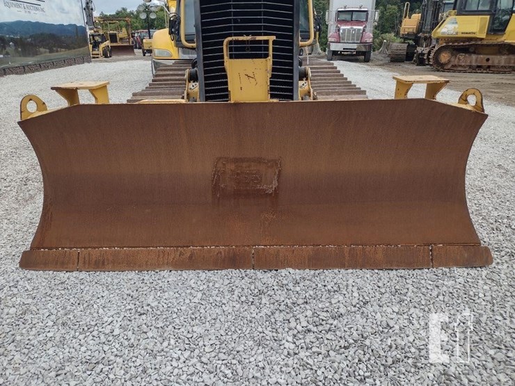 caterpillar-d1-image-21