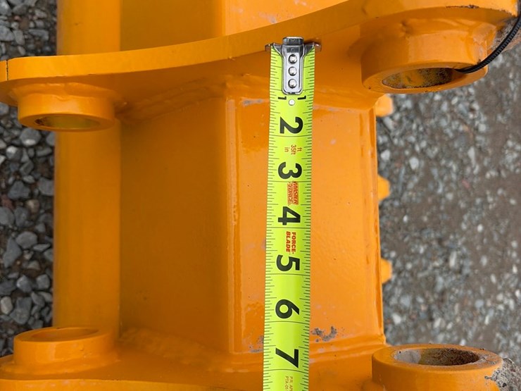 caterpillar-305-image-5