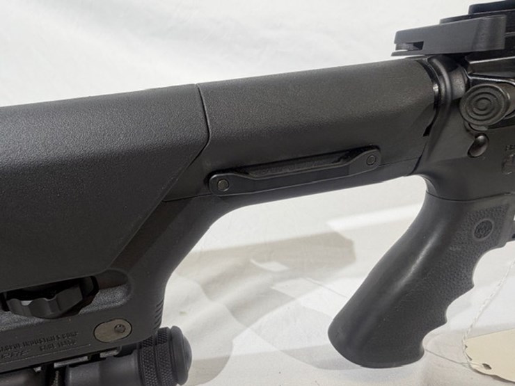 #11-•-bushmaster-xm15-e2s-rifle-image-29