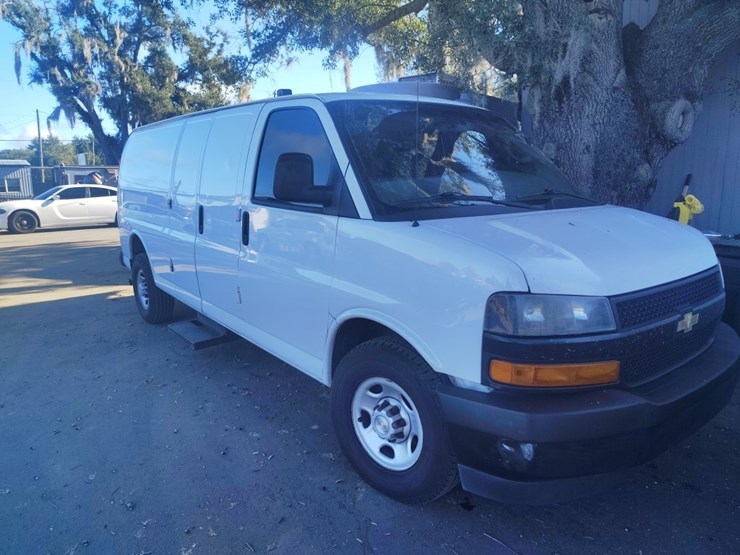 2020-chevrolet-2500-image-1
