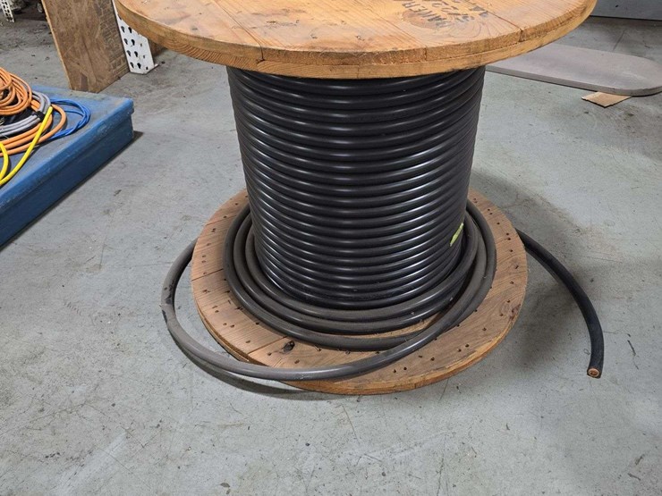 large-spool-of-south-wire,-power-cable,-4/0,-epr-5ku,-mv90-wet-or-dry-image-2