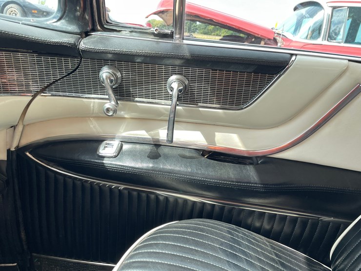 #9072-•-1956-cadillac-eldorado-seville-(has-mn-title)-(hutchinson,-mn)-image-50