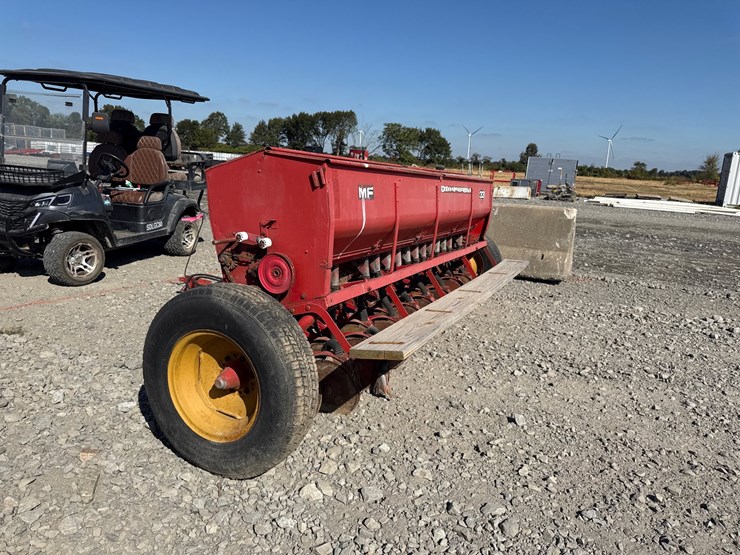 massey-ferguson-33-image-5