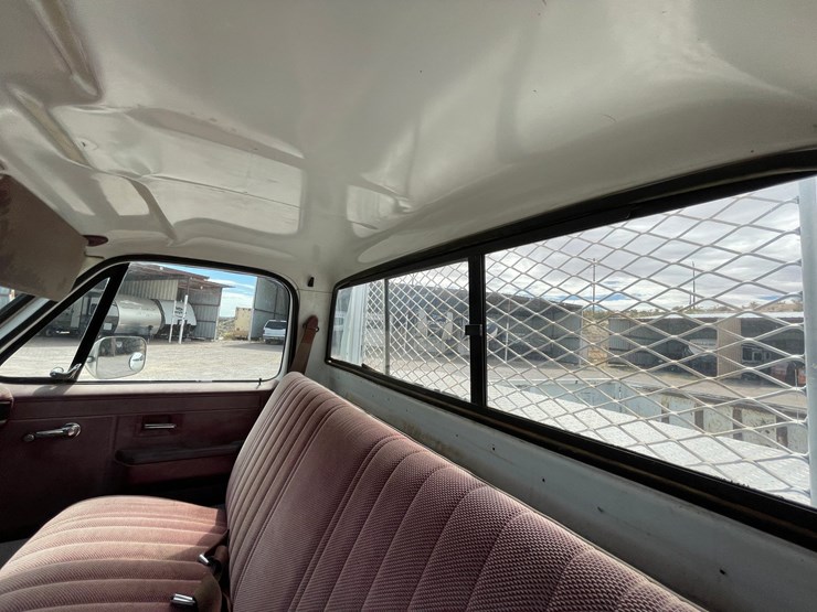 #1057-•-1986-chevrolet-ck10-(has-nm-title)-(on-site-in-las-cruces,-nm)-image-23