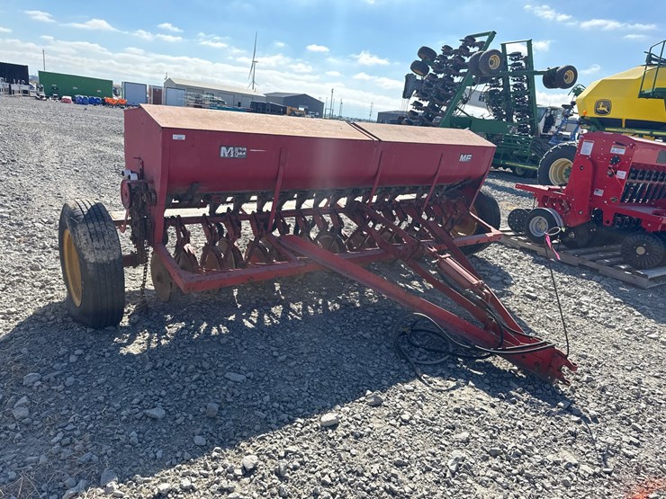 massey-ferguson-33-image-2