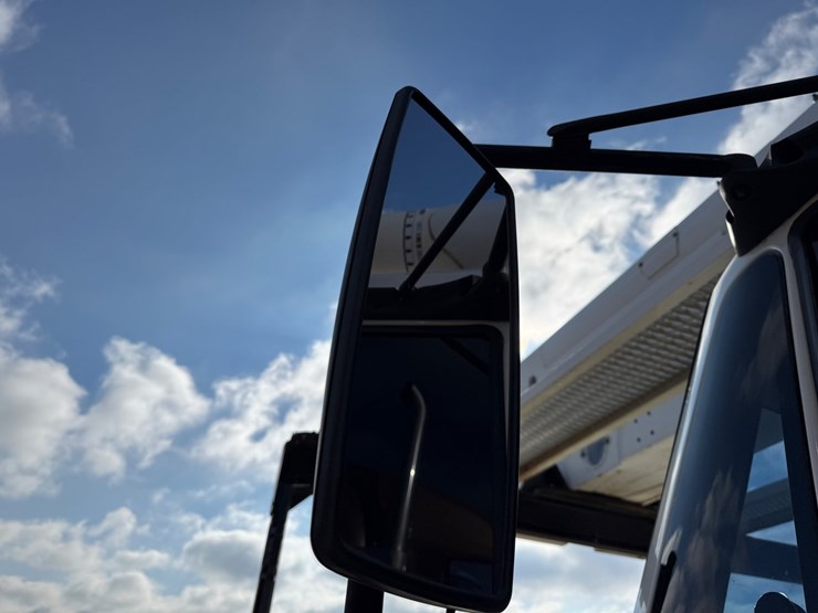 2013-international-durastar-4300-image-103