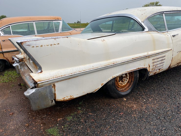 #7474-•-1958-cadillac-(has-wi-title)-(arpin,-wi)-image-19
