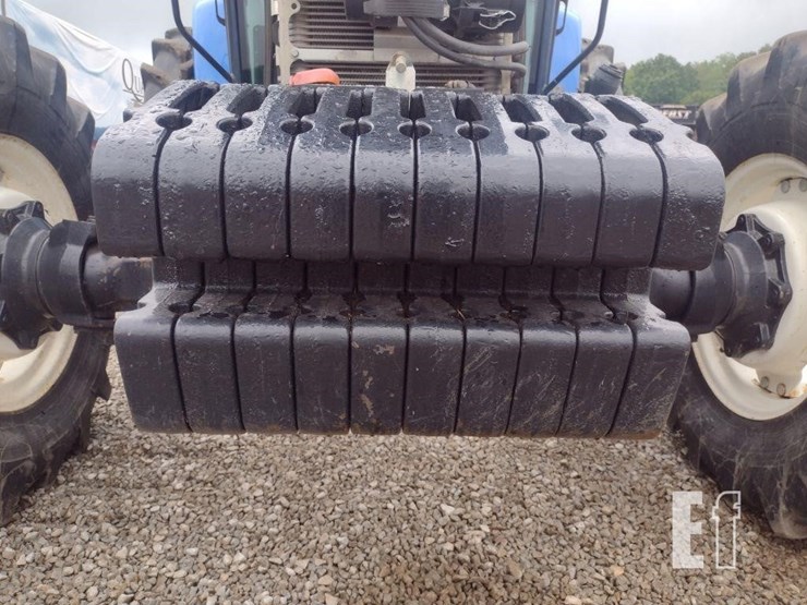 2011-new-holland-t5070-image-23