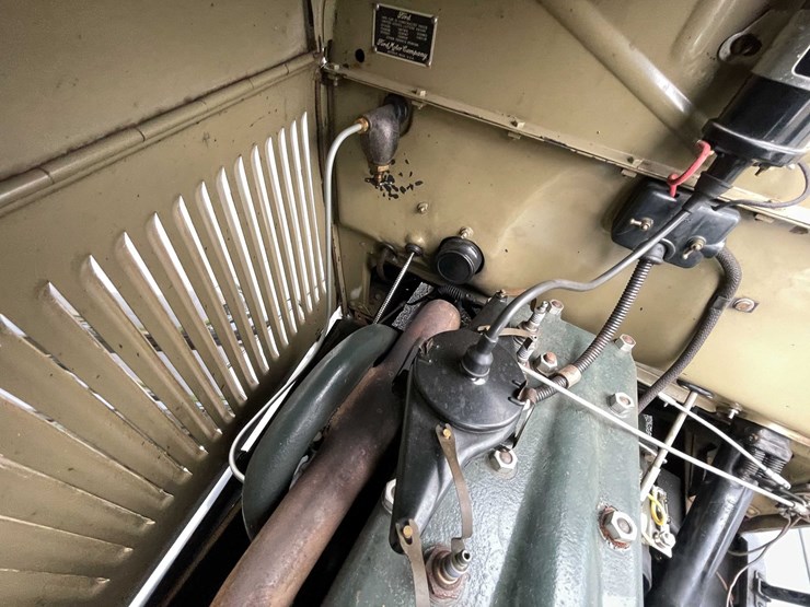 1928-ford-model-a-image-98