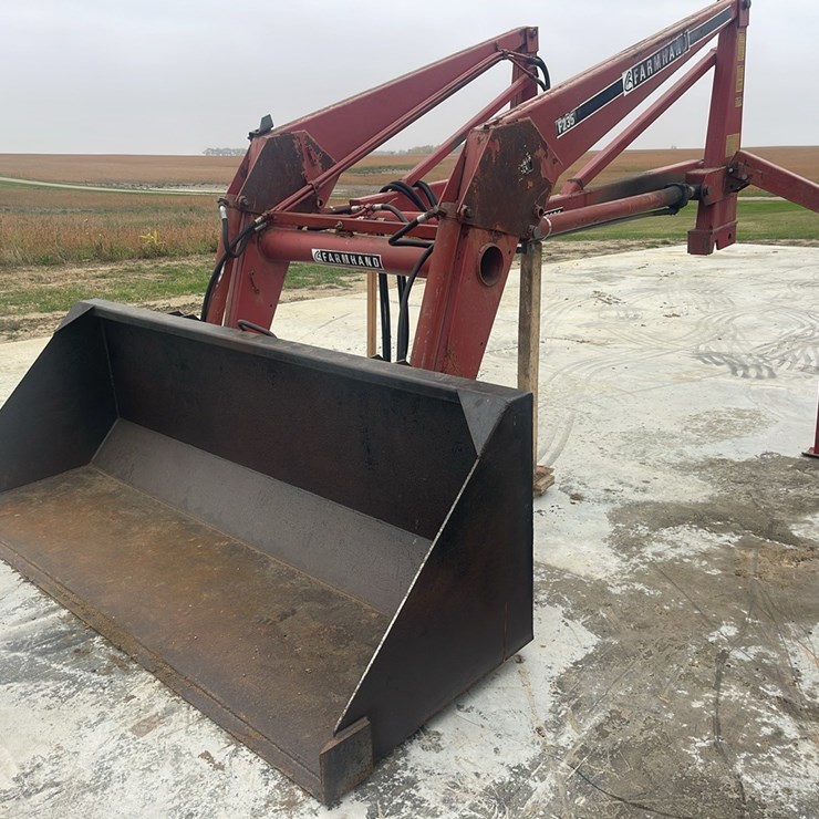 FARMHAND F235